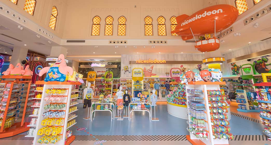 The Land of Legends - Hyper Store